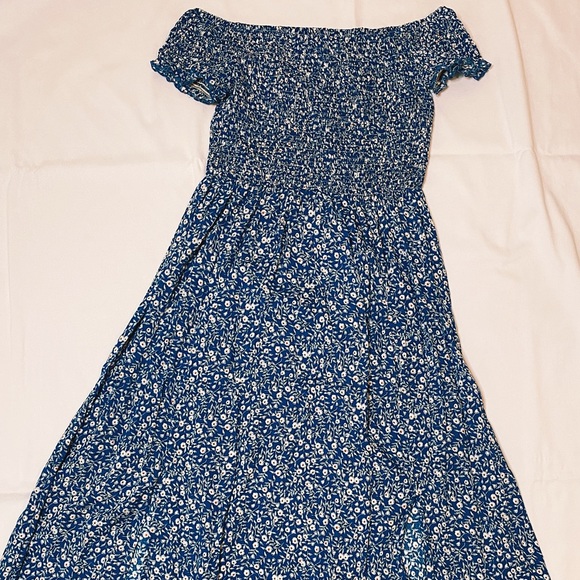 Boho Floral Off-shoulder Maxi A-line Dress - Picture 3 of 4